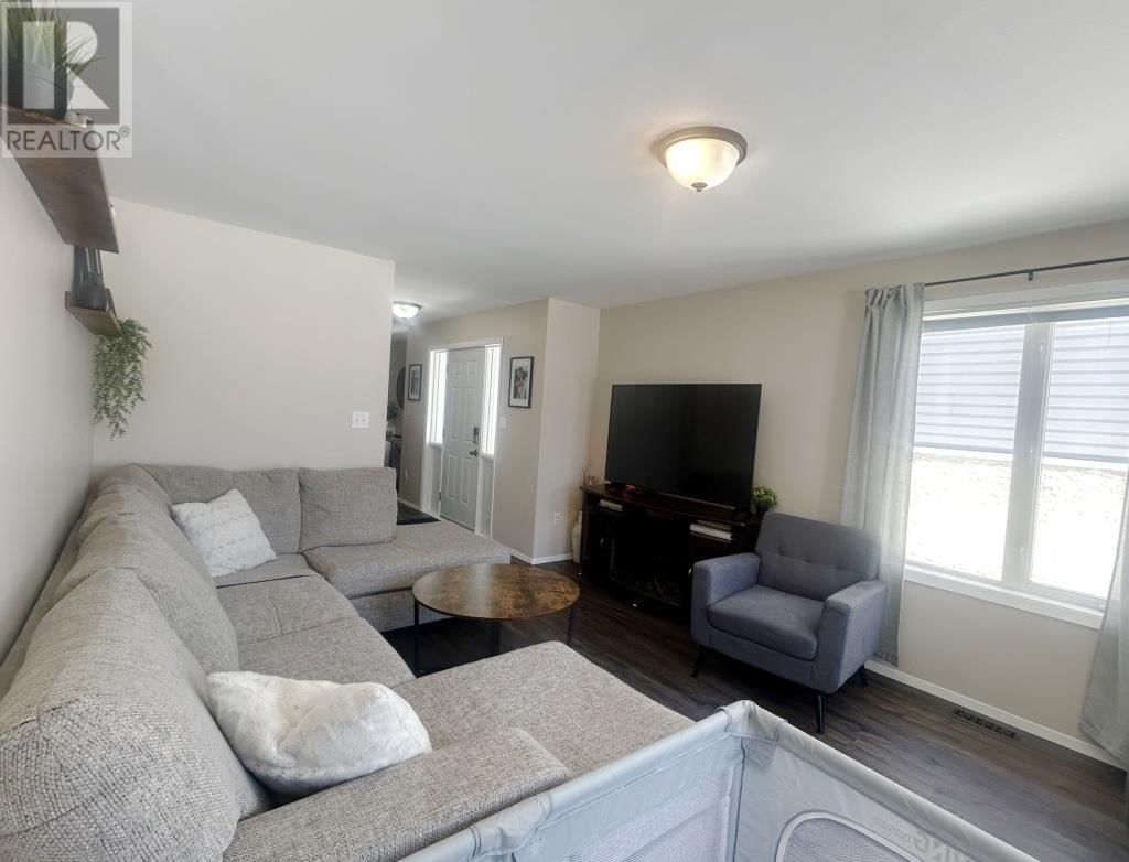 414 THIRD STREET Image 13