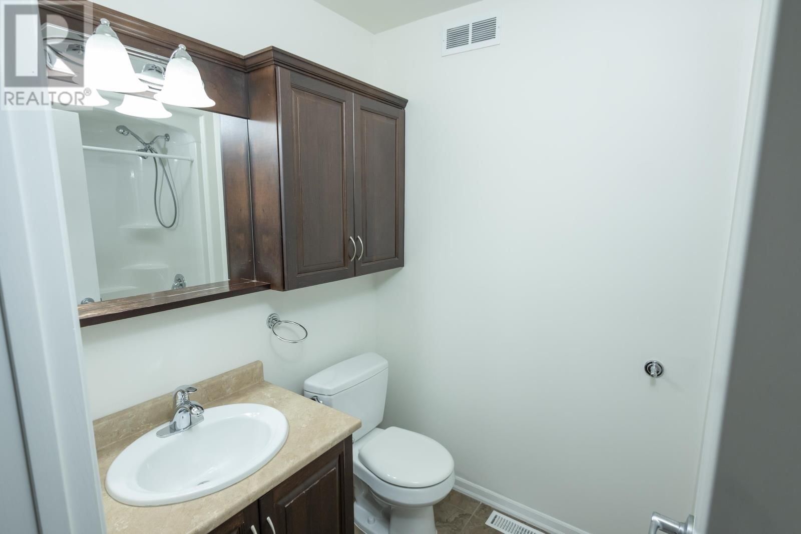 313 SOUTH CREEK ST Image 33