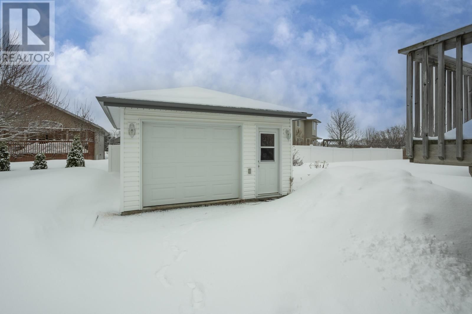 313 SOUTH CREEK ST Image 47