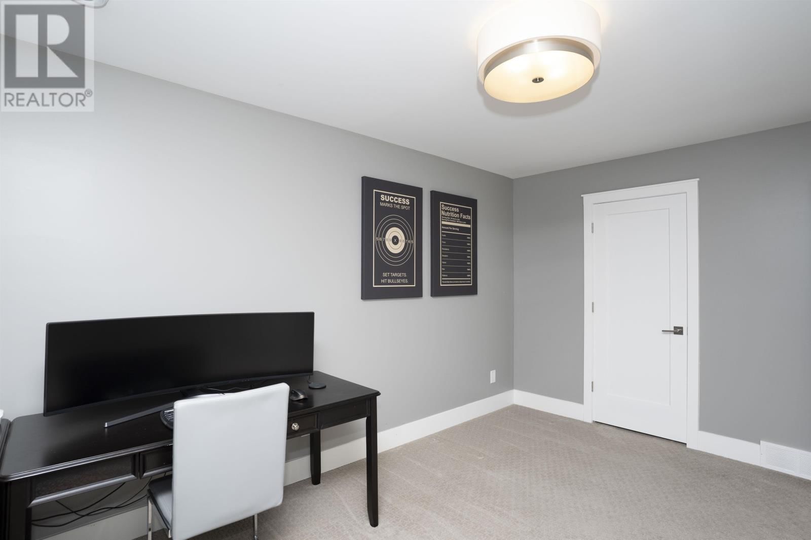 197 SUNFLOWER ST Image 37