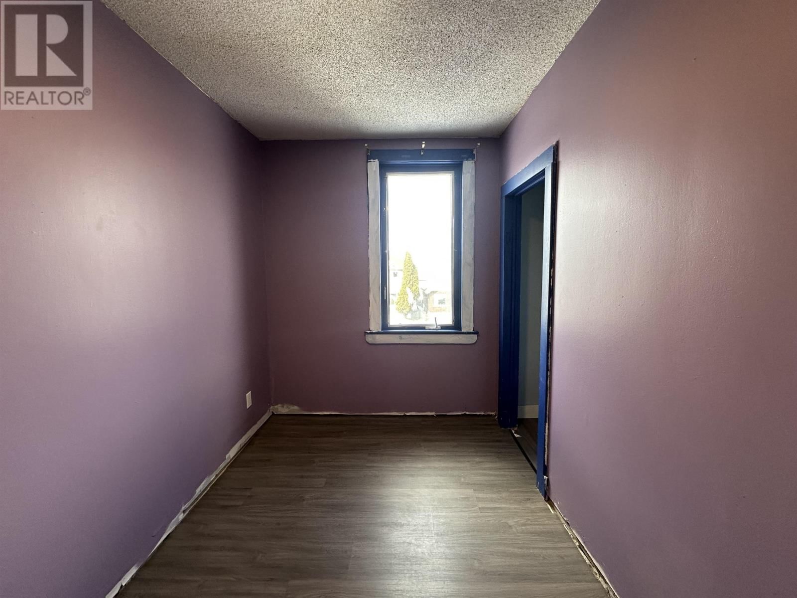 118 AMELIA ST Image 11