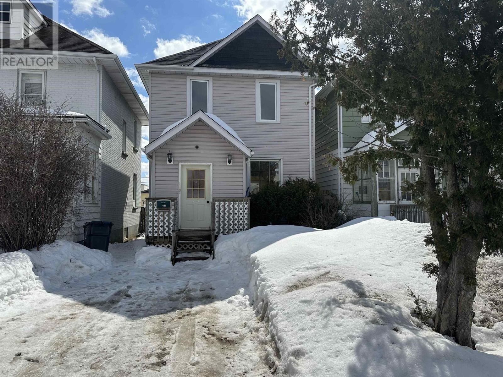 118 AMELIA ST Image 2