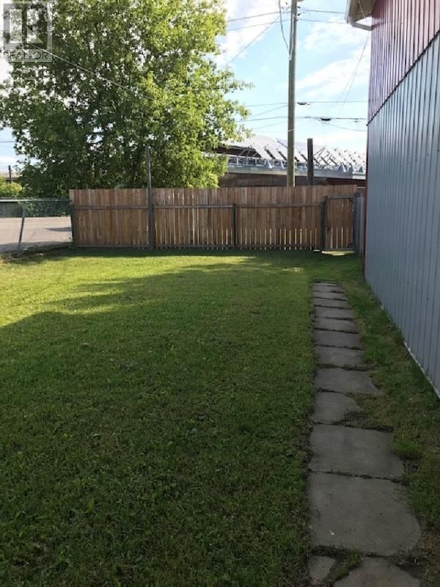 716 SIMPSON ST Image 17