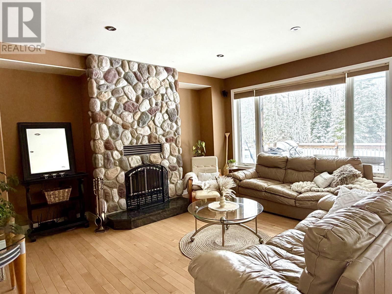 3095 ALICE AVE Image 8