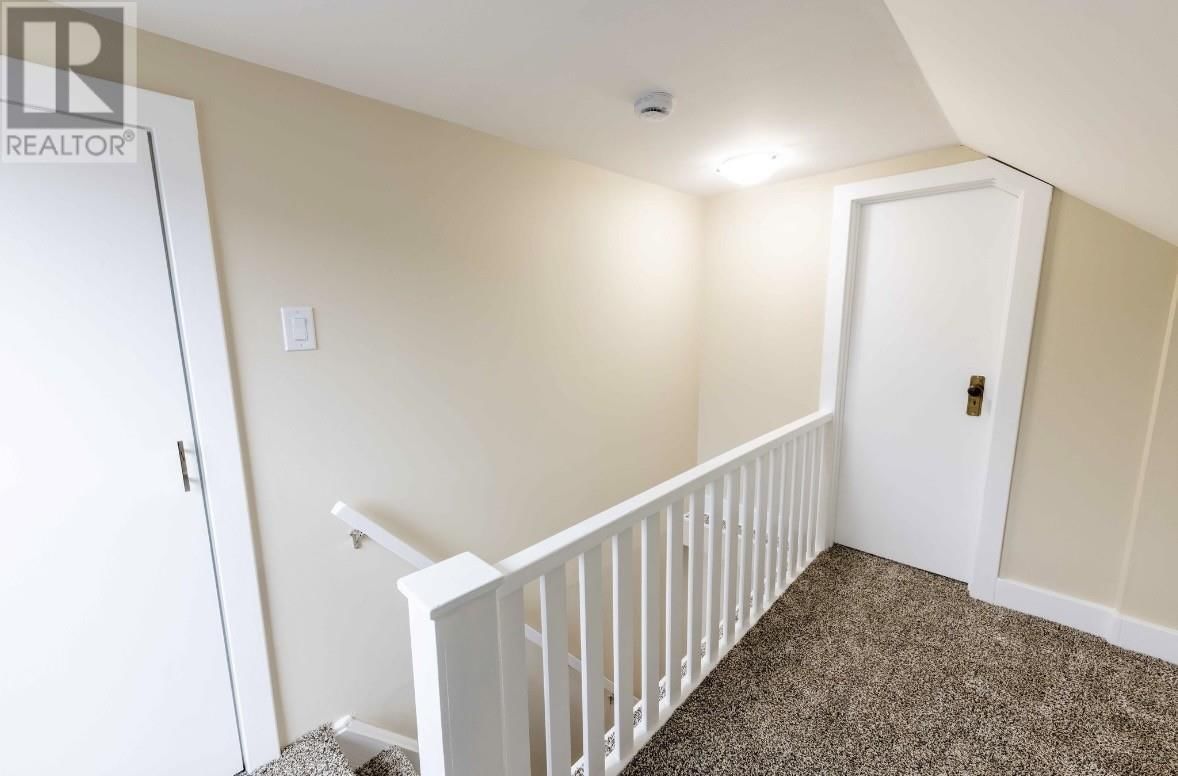 358 DEWE AVE Image 28