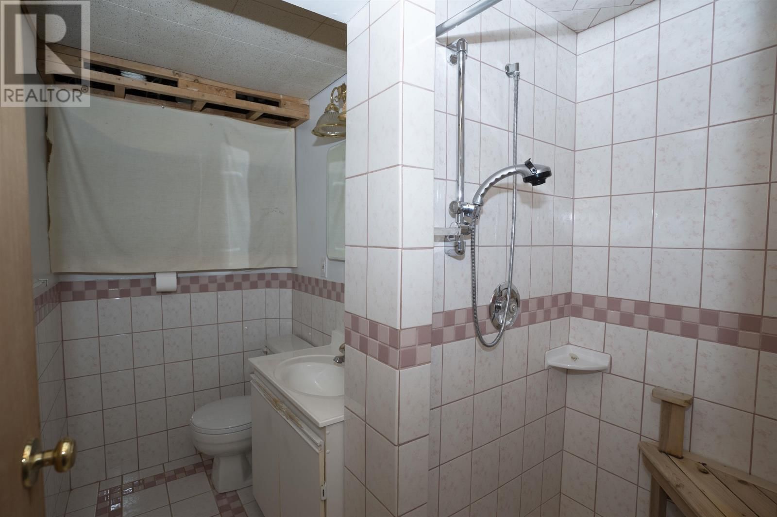 231 BRIAR BAY Image 24