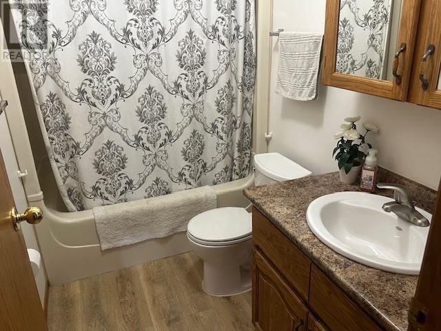 432 GEMSTONE ST Image 12