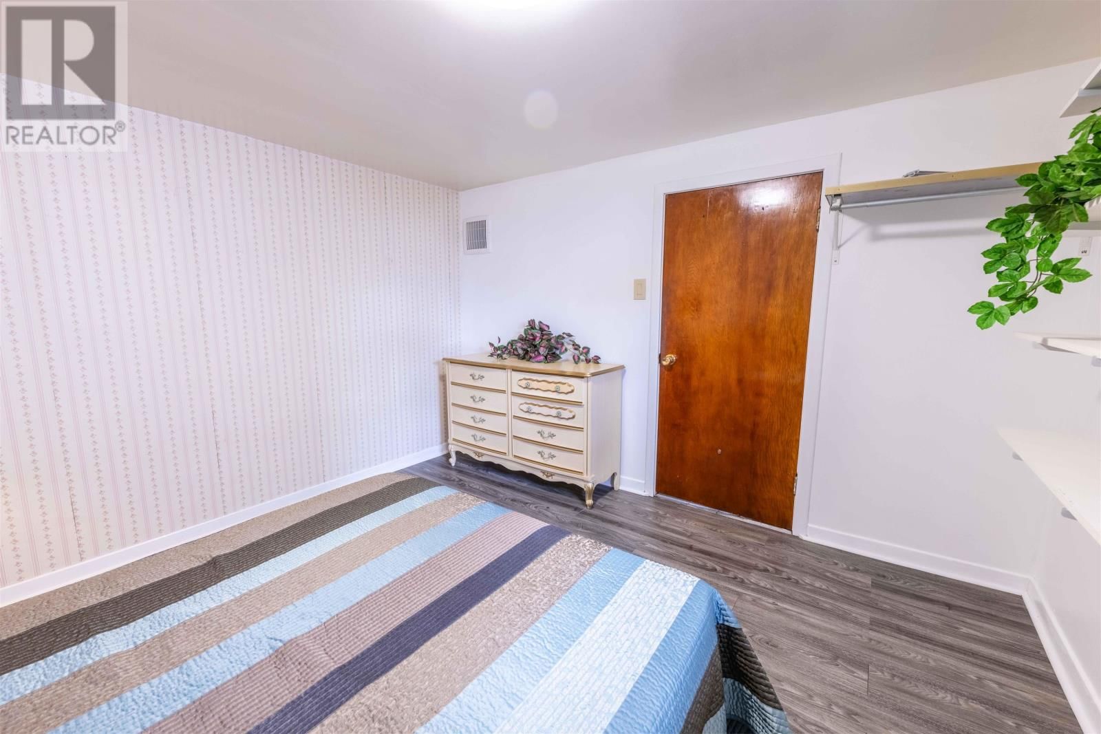 608 GORE ST Image 24