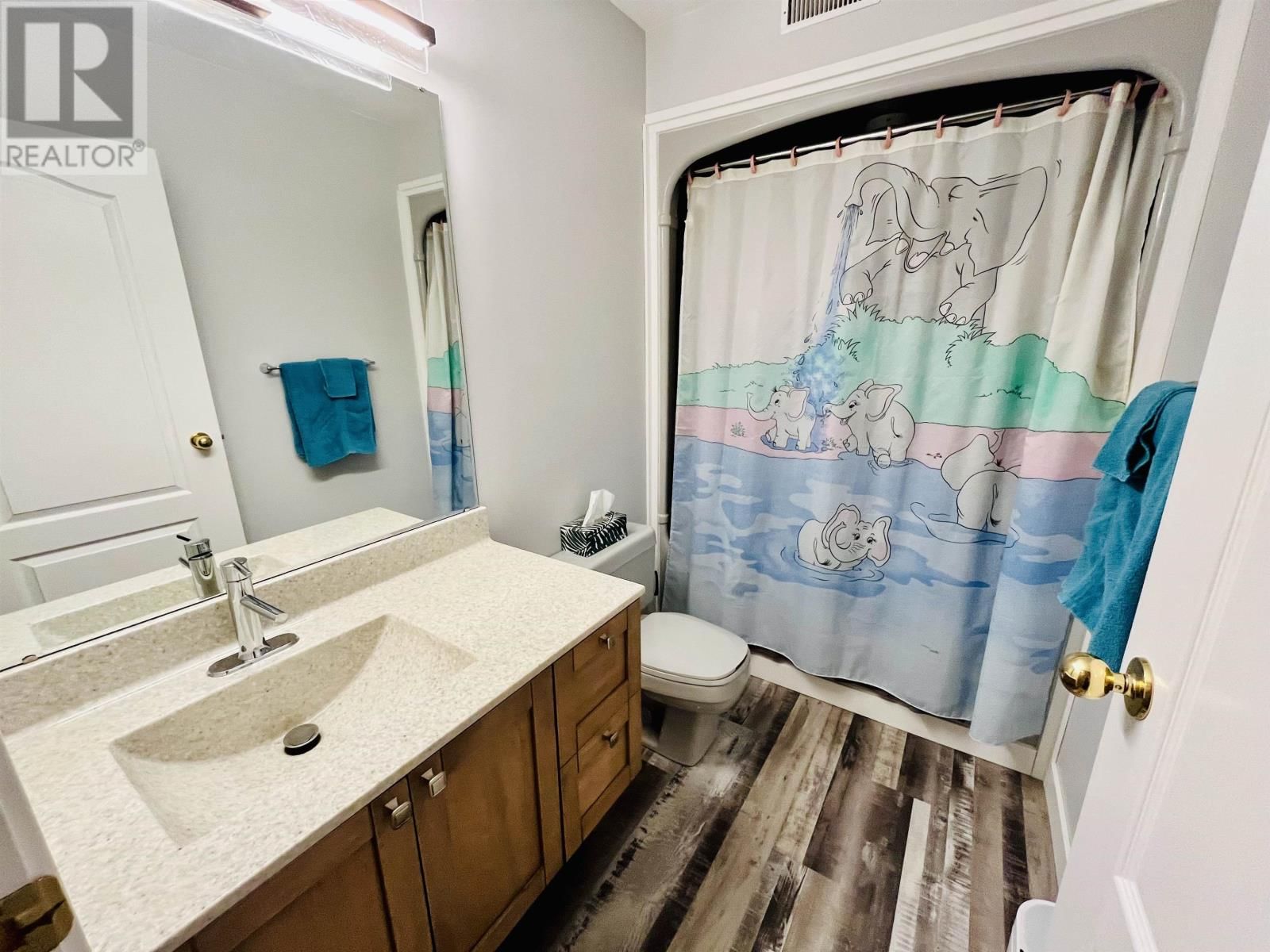 1125 SECOND ST. Image 20