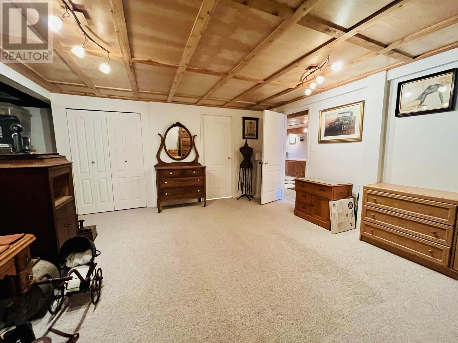 1125 SECOND ST. Image 22