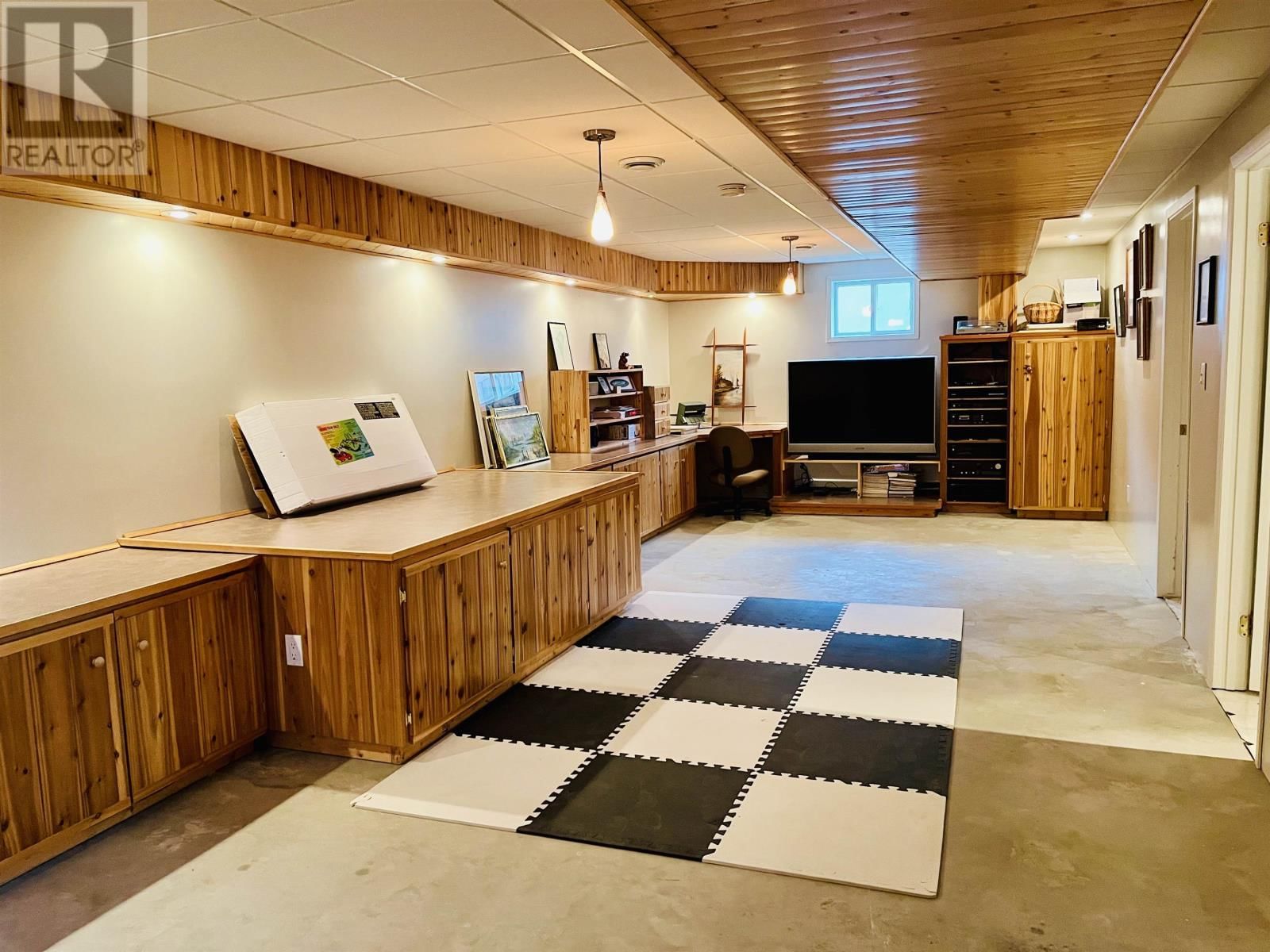 1125 SECOND ST. Image 23