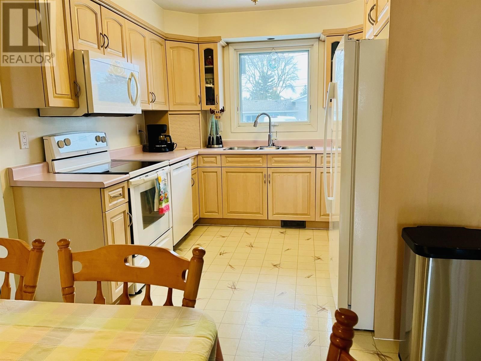 1125 SECOND ST. Image 6