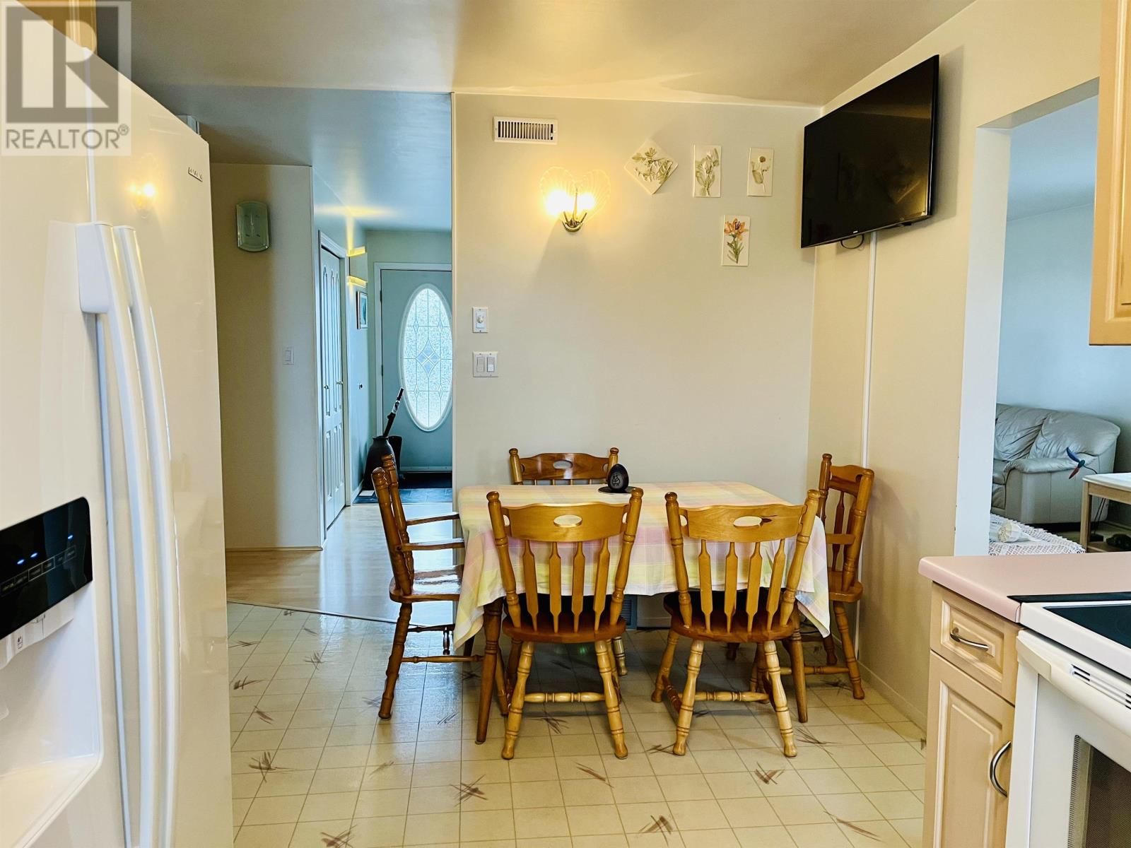 1125 SECOND ST. Image 7