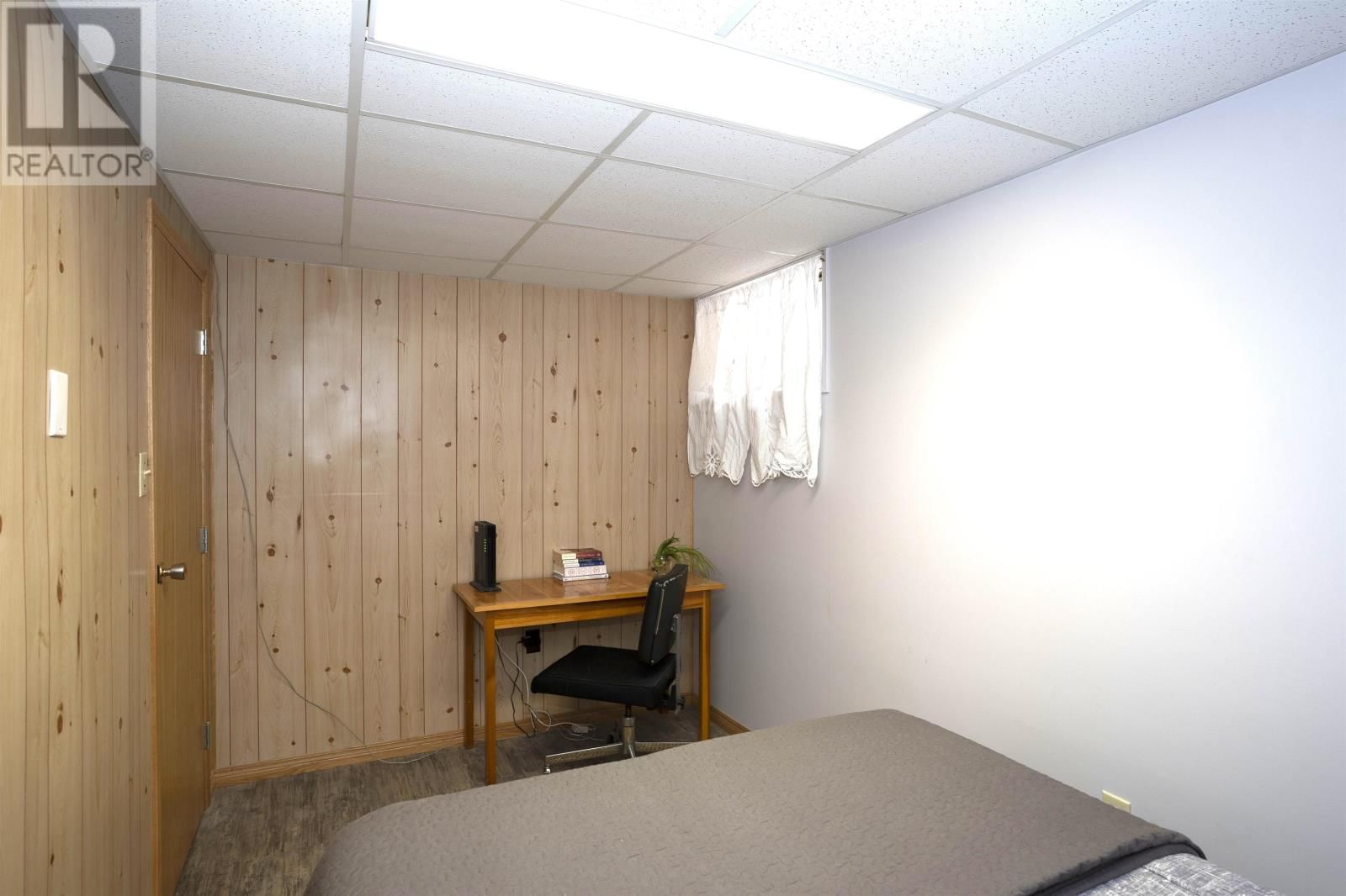 305 SILLESDALE CRES Image 25