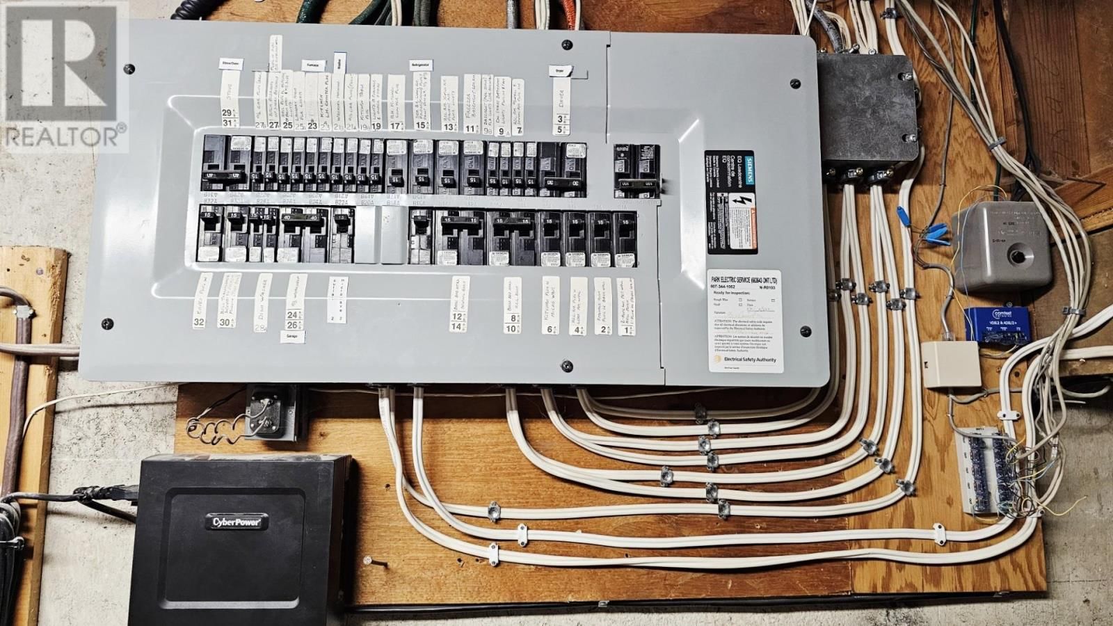 305 SILLESDALE CRES Image 26