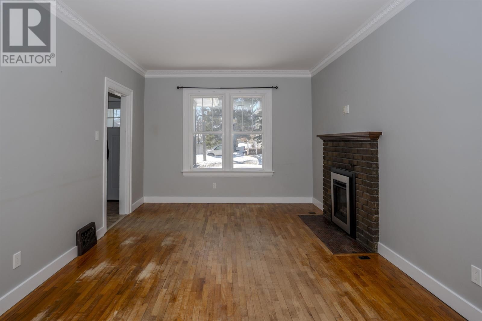 420 VAN NORMAN ST Image 13