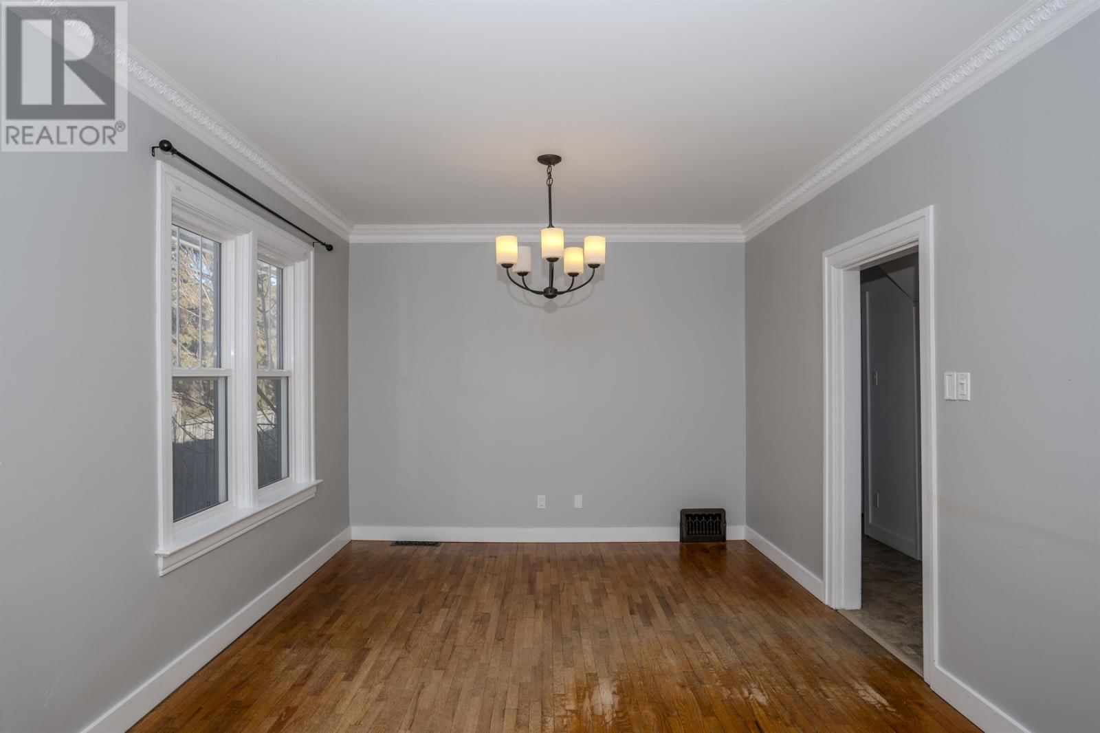 420 VAN NORMAN ST Image 17