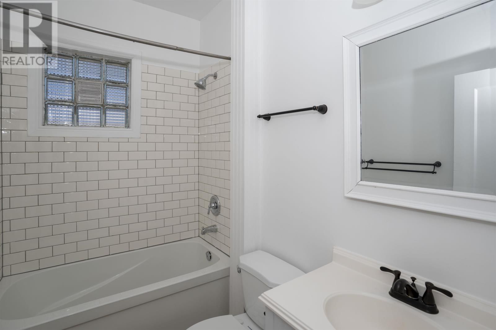 420 VAN NORMAN ST Image 19