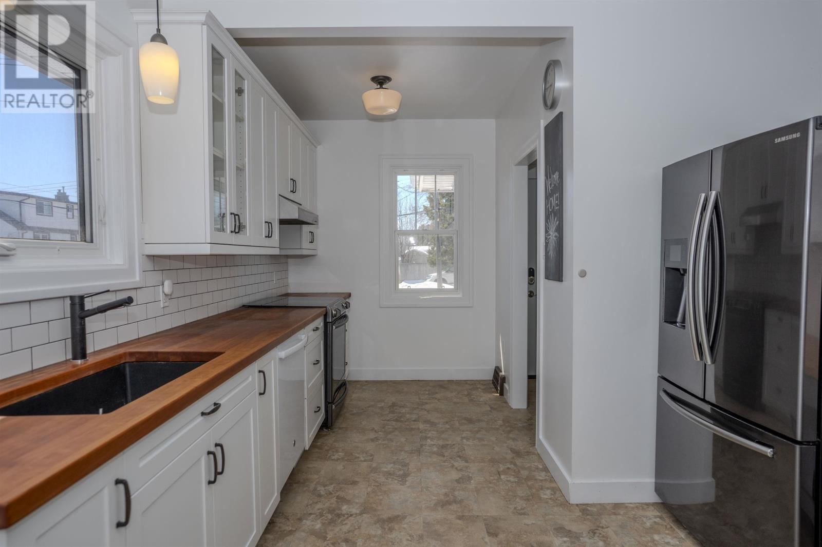 420 VAN NORMAN ST Image 6