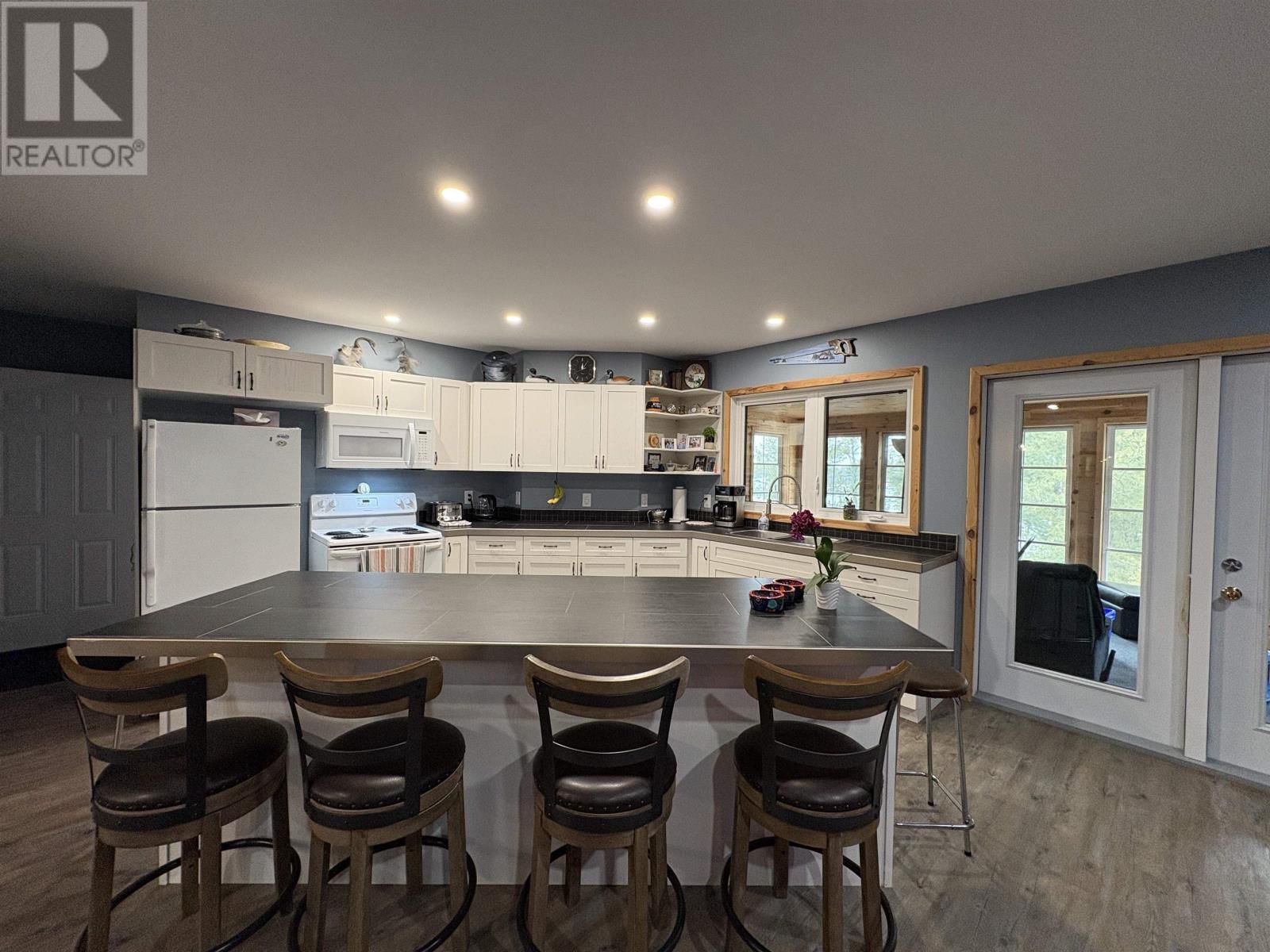 283 JAPADA TRL Image 17