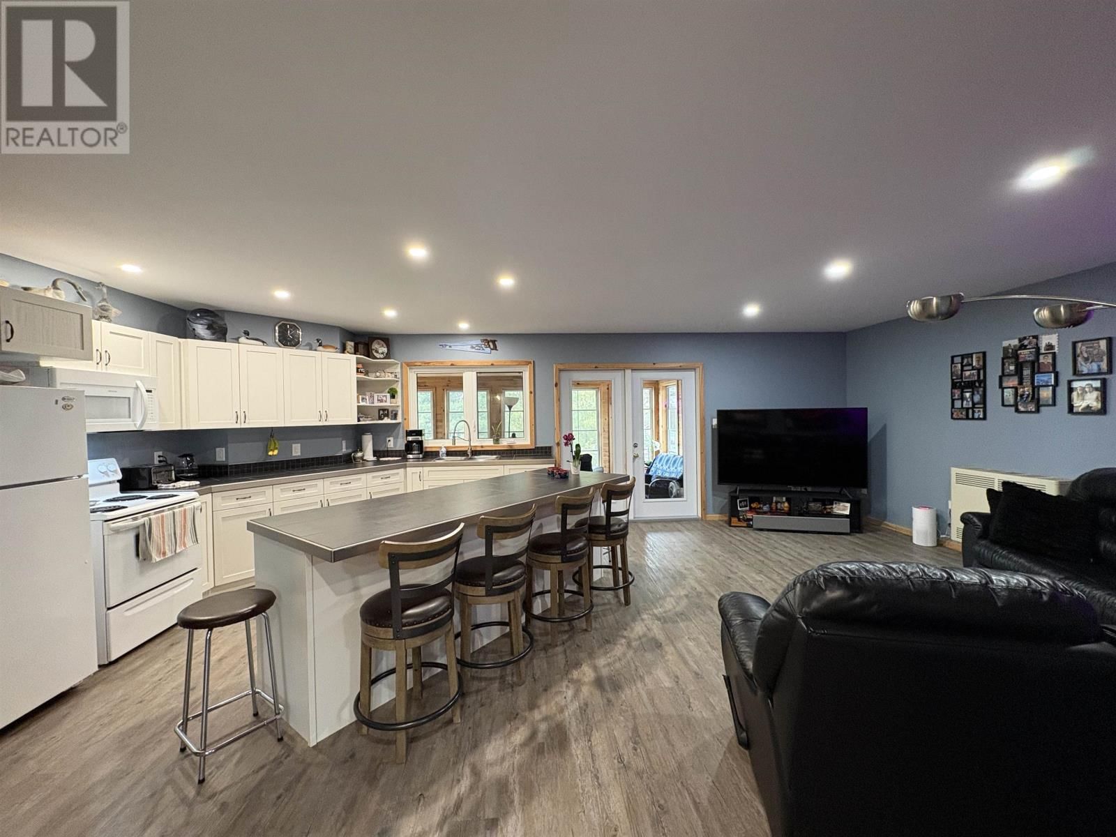 283 JAPADA TRL Image 21