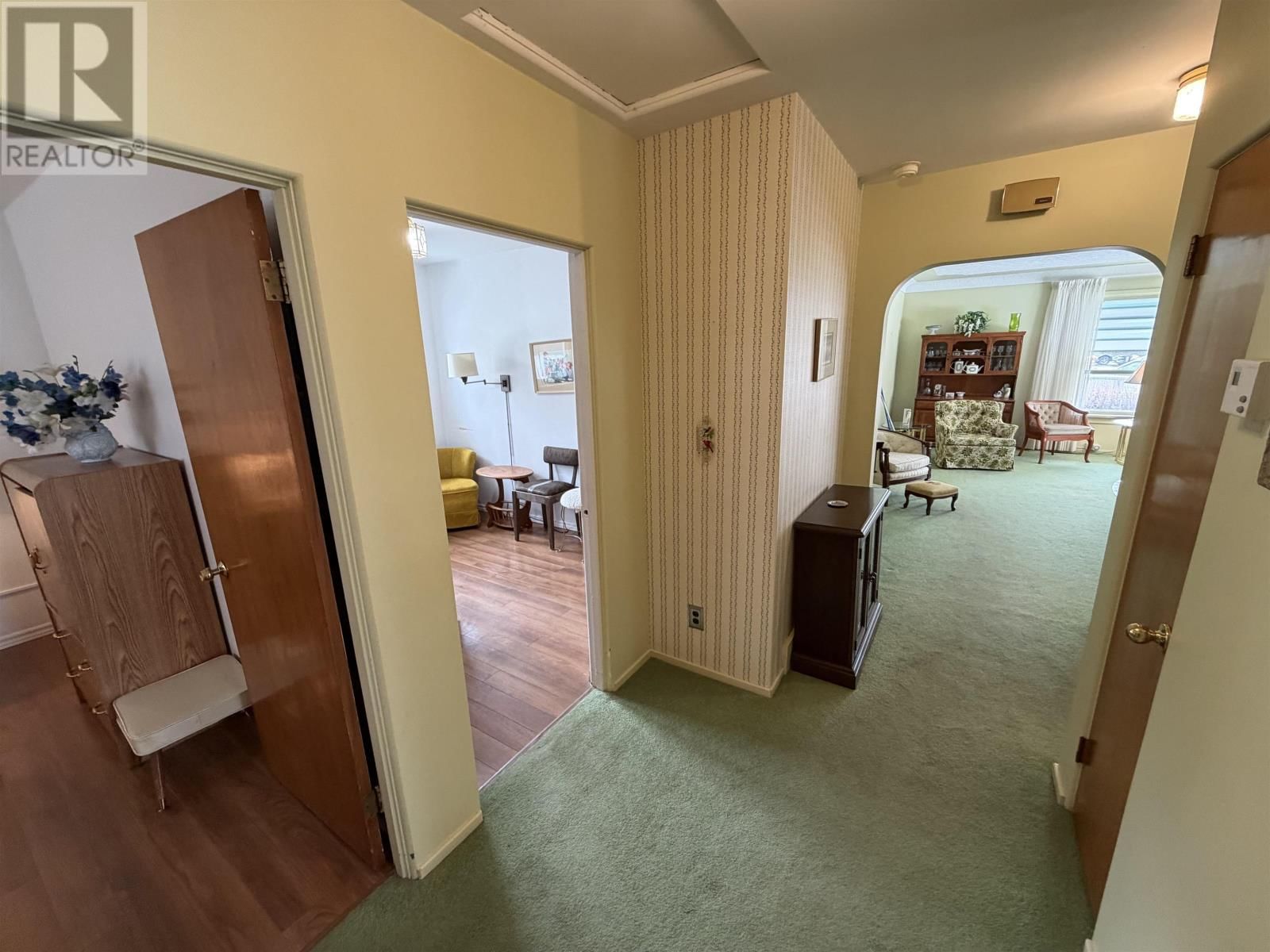 267 WINDSOR ST Image 17