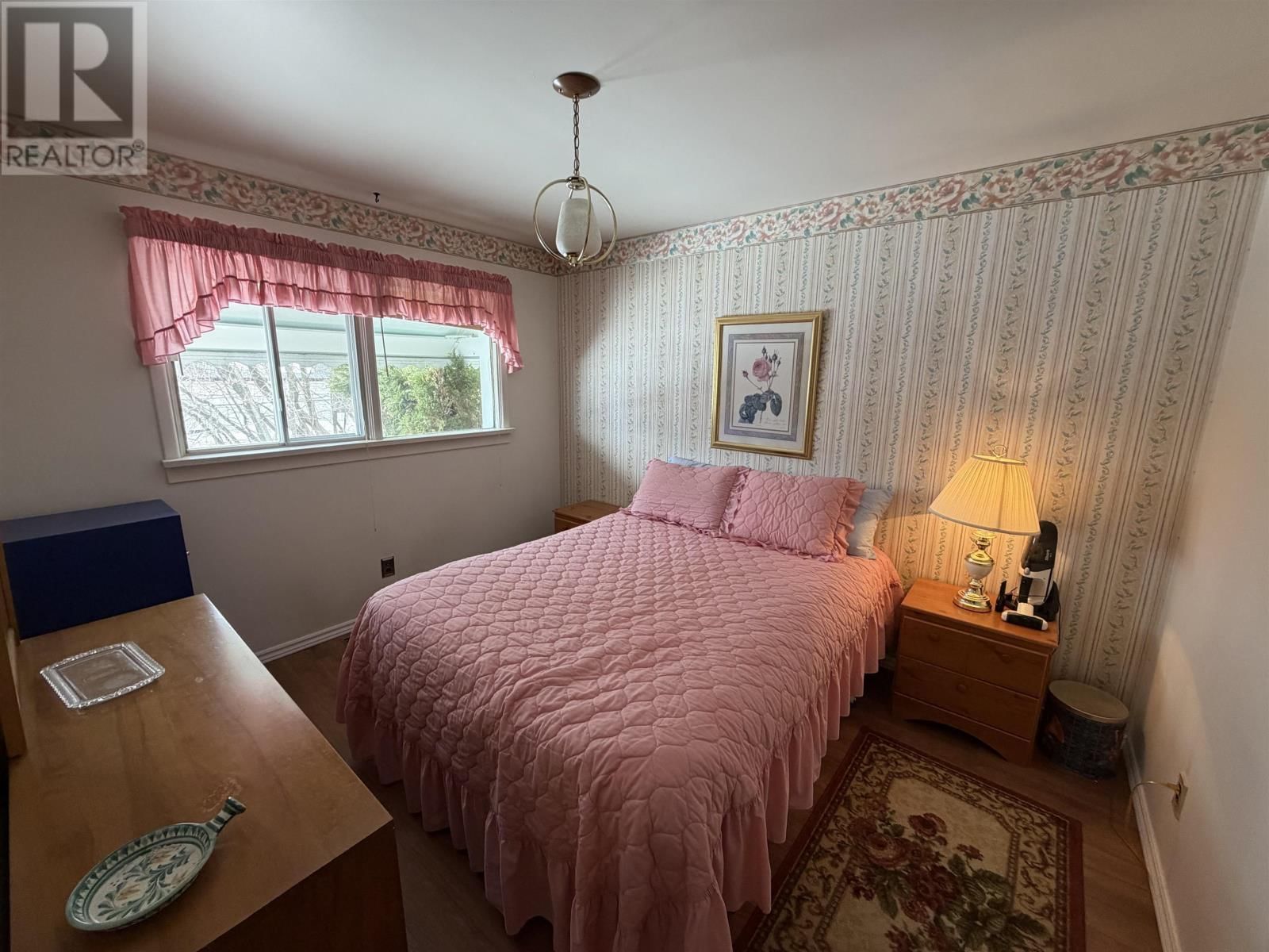 267 WINDSOR ST Image 18