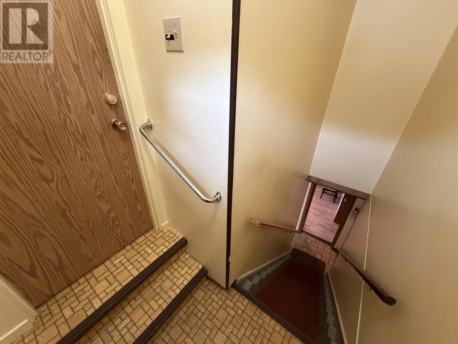 267 WINDSOR ST Image 26