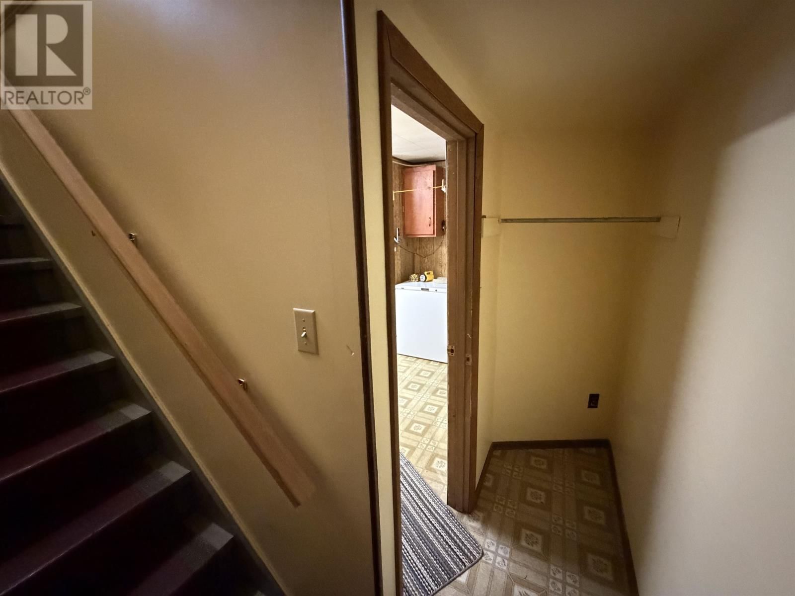 267 WINDSOR ST Image 27