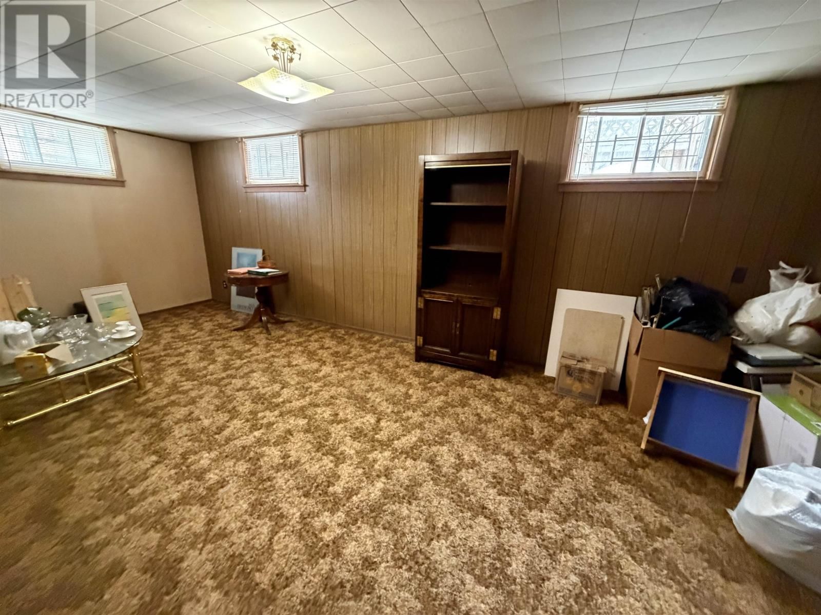 267 WINDSOR ST Image 36