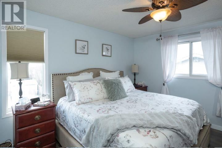 412 RAINBOW STREET Image 13