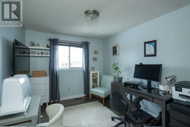 412 RAINBOW STREET Image 20