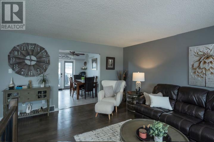 412 RAINBOW STREET Image 5