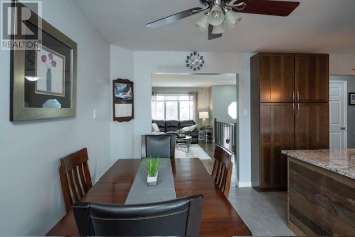 412 RAINBOW STREET Image 6