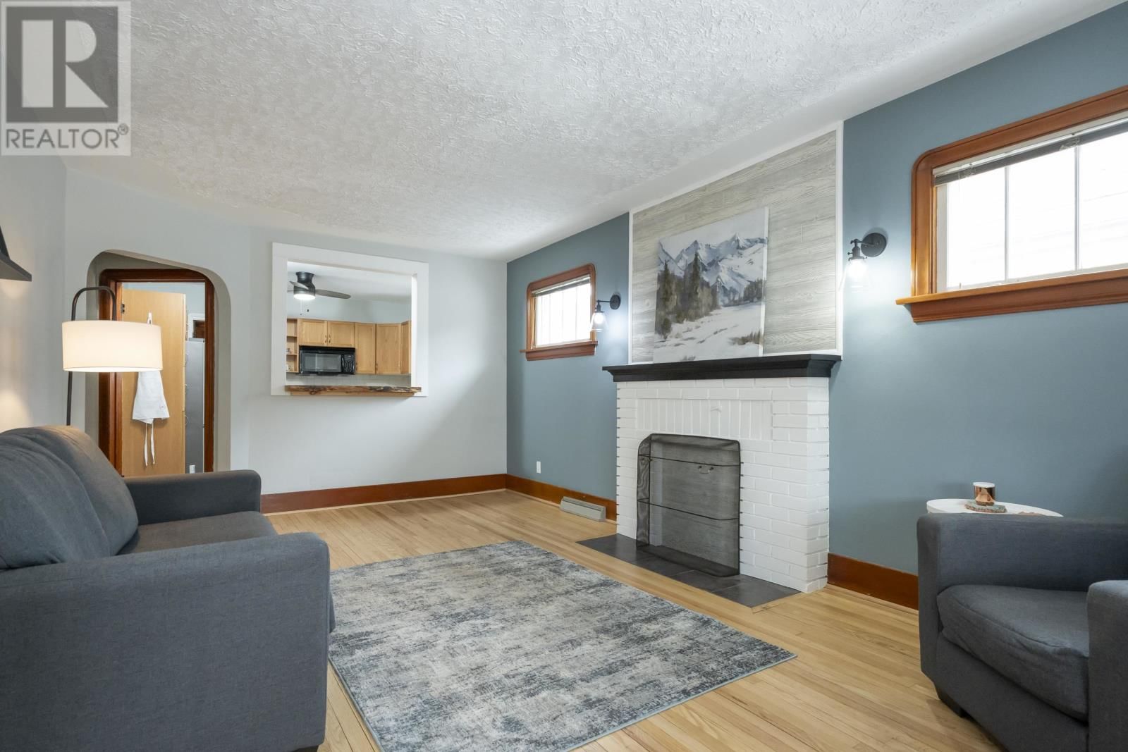 522 SYNDICATE AVE Image 20