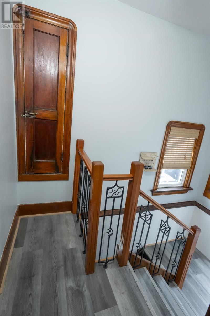 522 SYNDICATE AVE Image 30