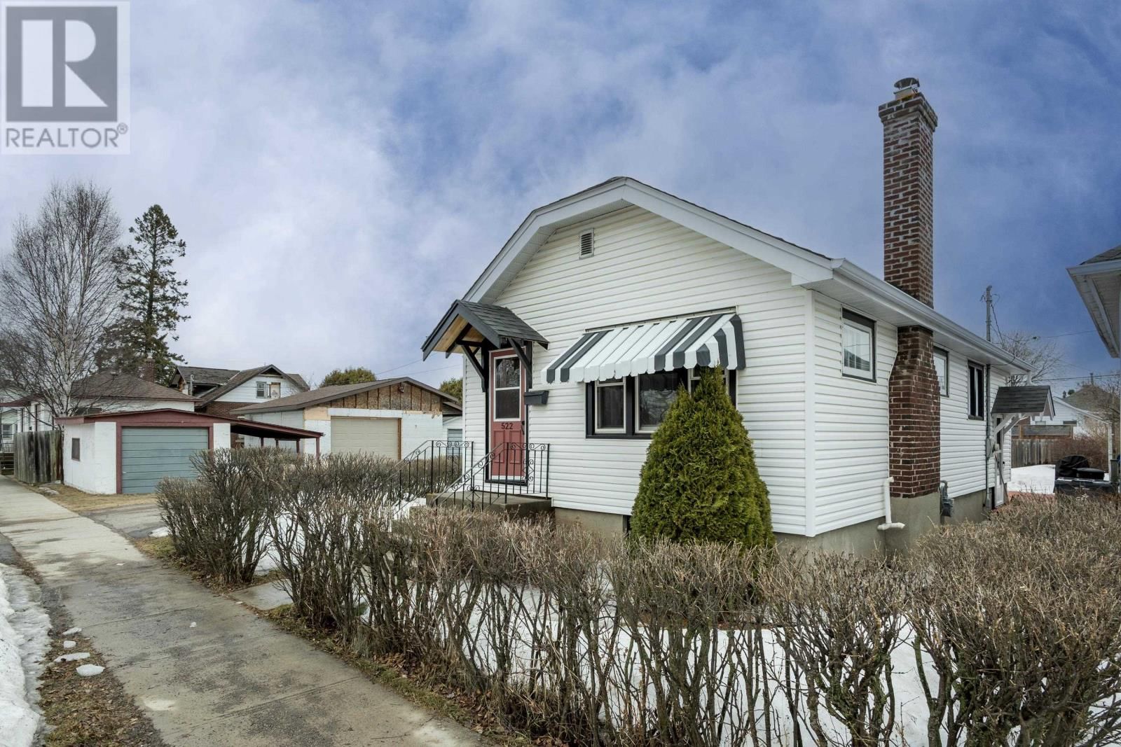 522 SYNDICATE AVE Image 40