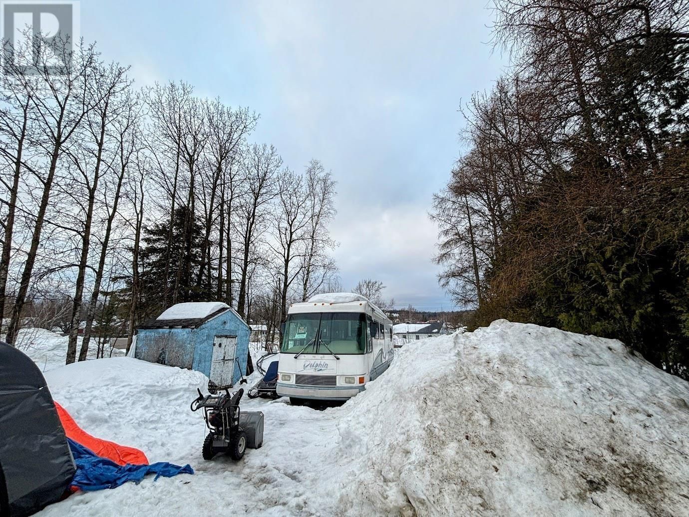 71 MANITOU RD Image 10