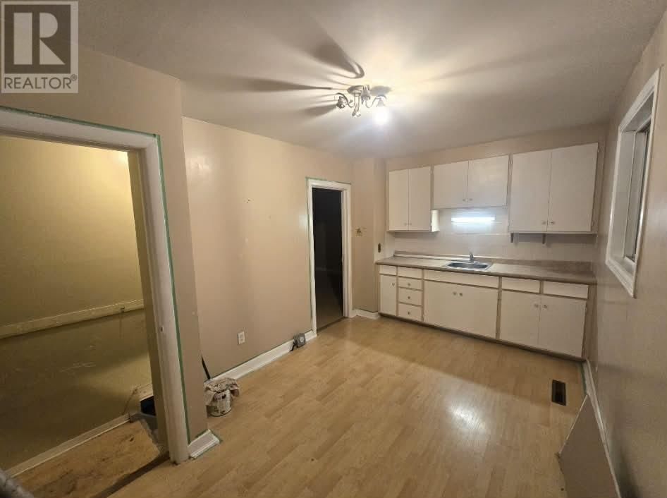 71 MANITOU RD Image 3