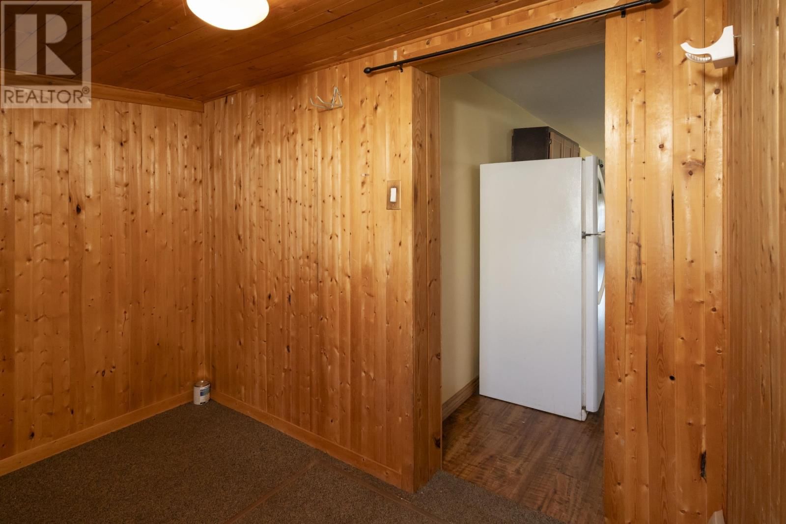 118 SELKIRK ST Image 27