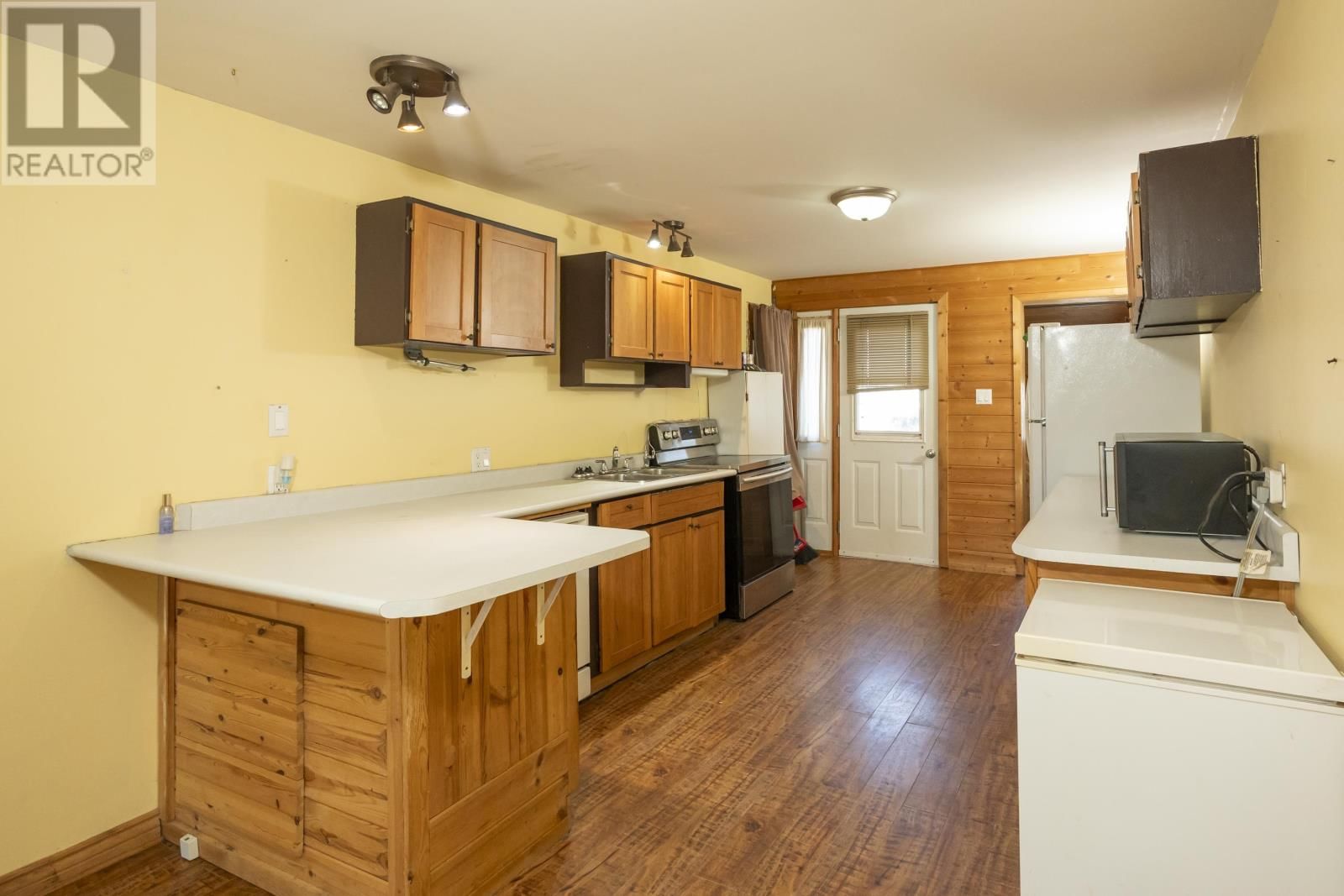 118 SELKIRK ST Image 3