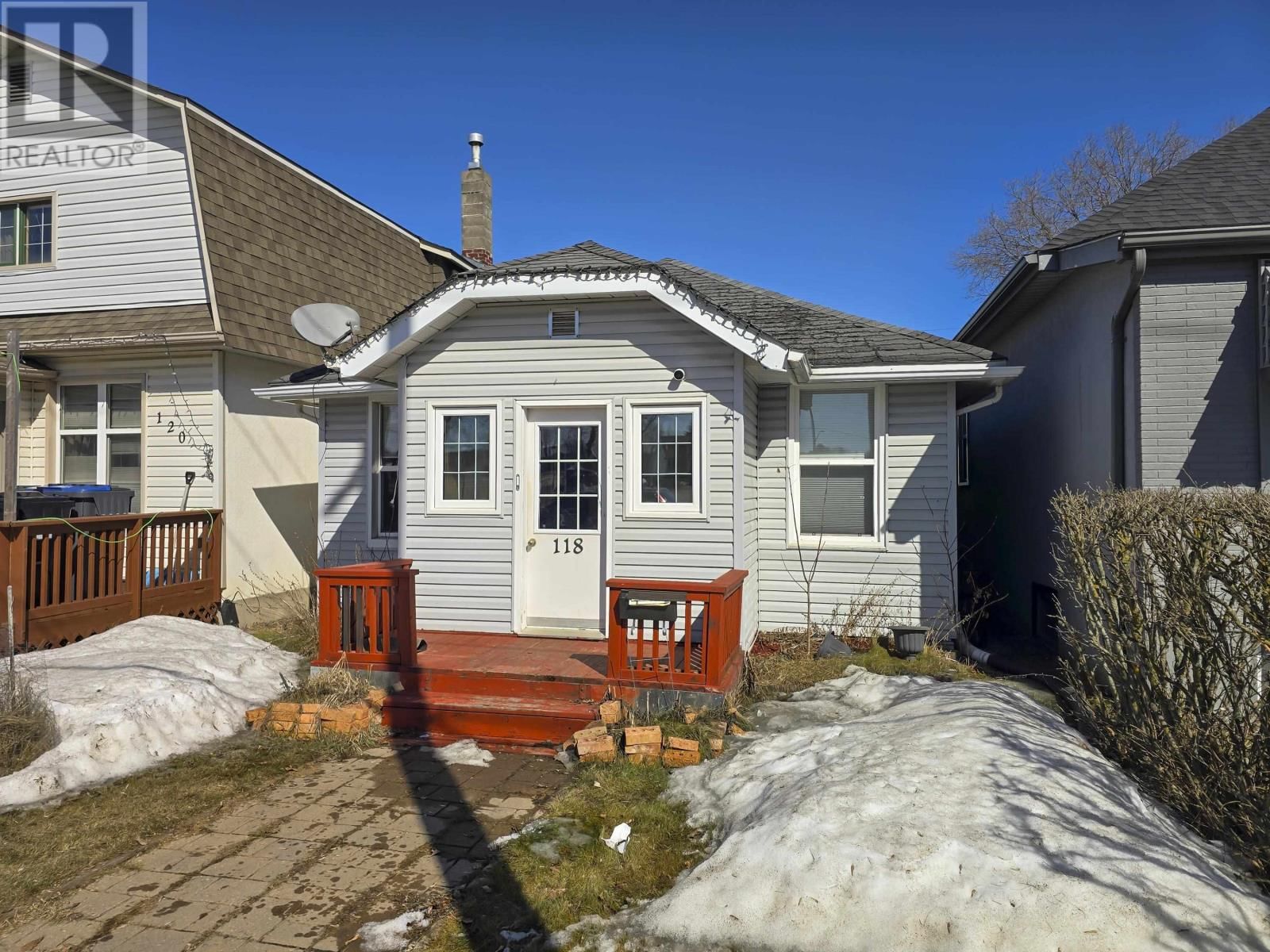 118 SELKIRK ST Image 37