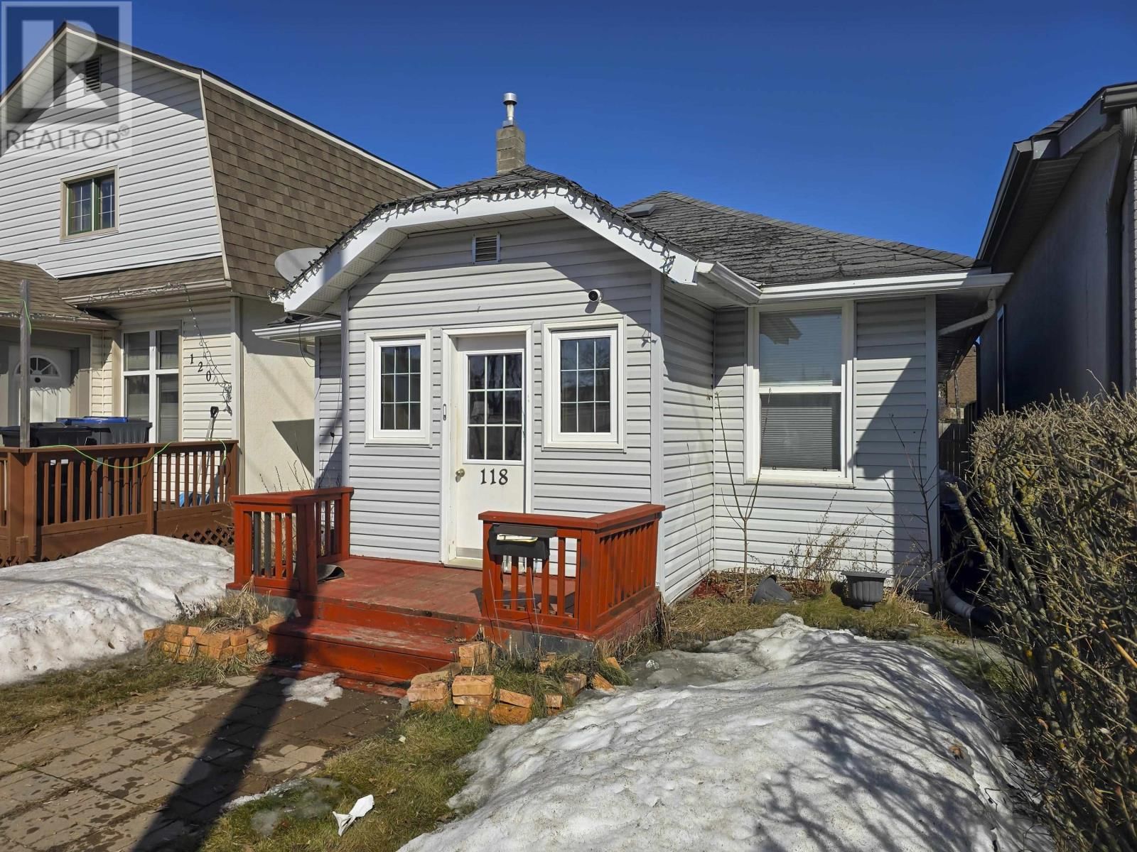 118 SELKIRK ST Image 38