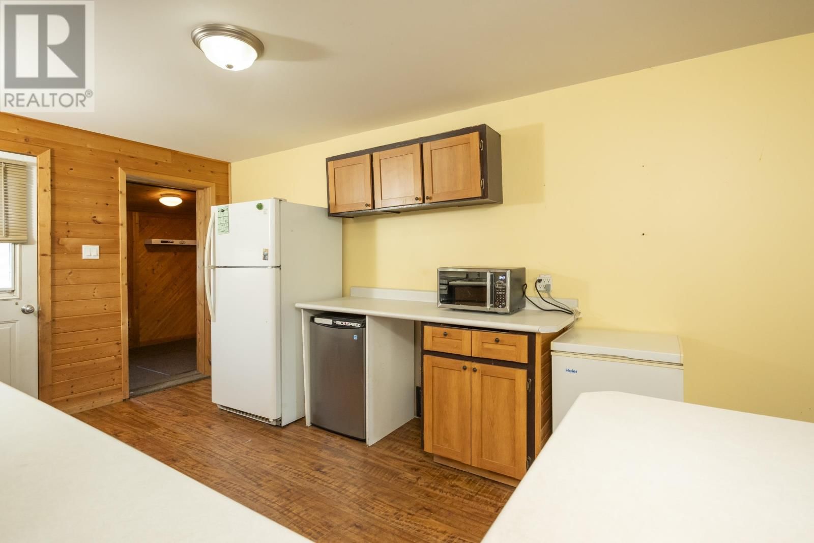 118 SELKIRK ST Image 6