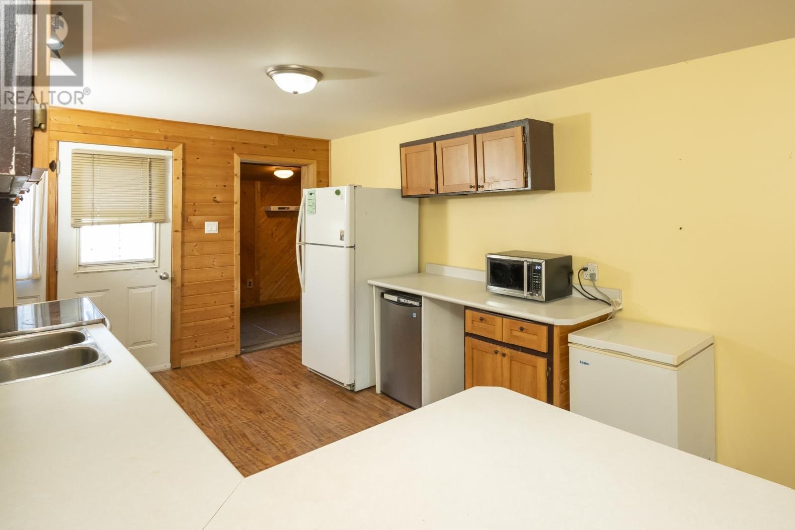 118 SELKIRK ST Image 7