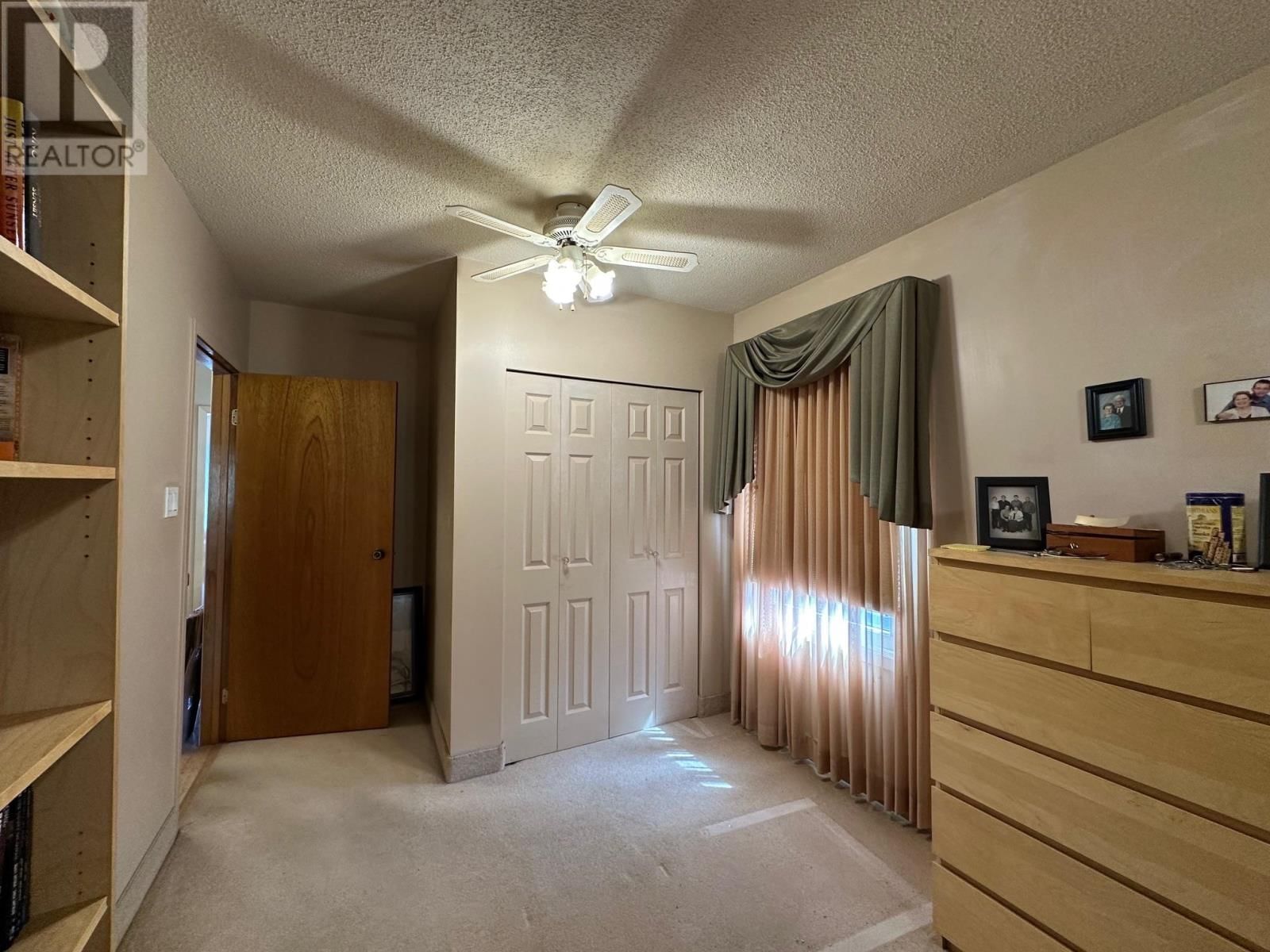 206 SHUNIAH ST Image 11