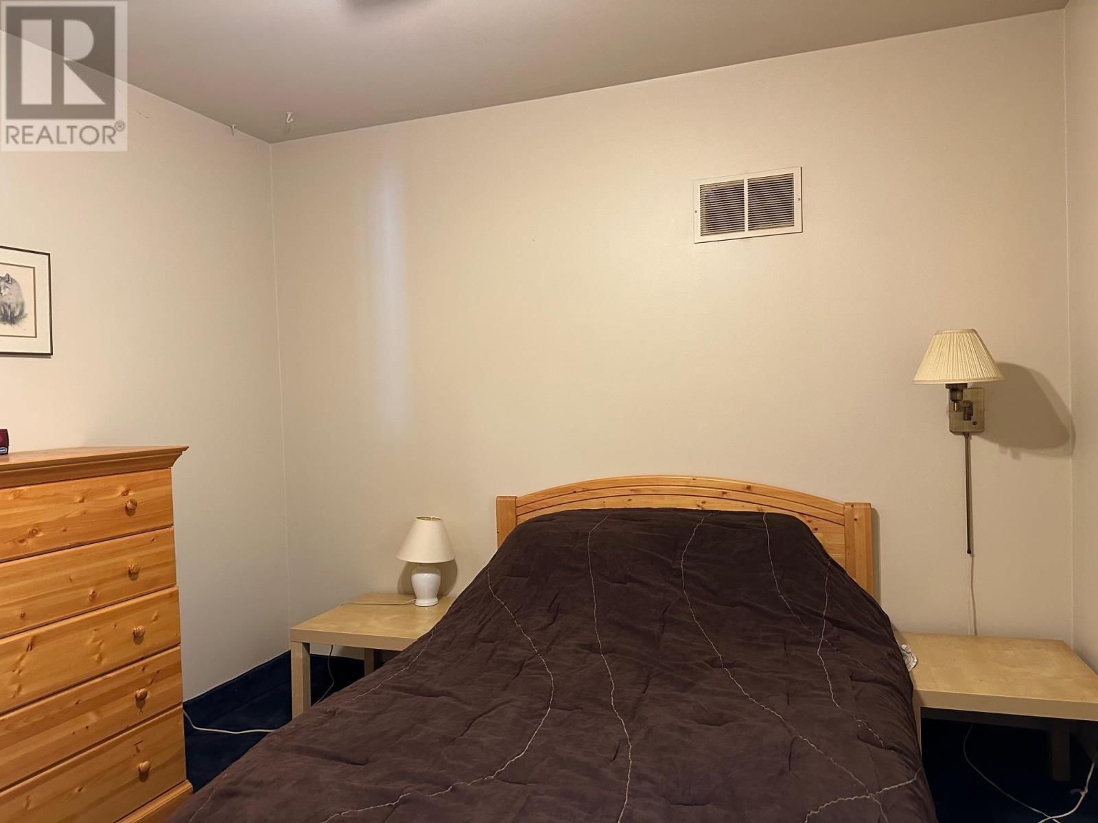 206 SHUNIAH ST Image 13