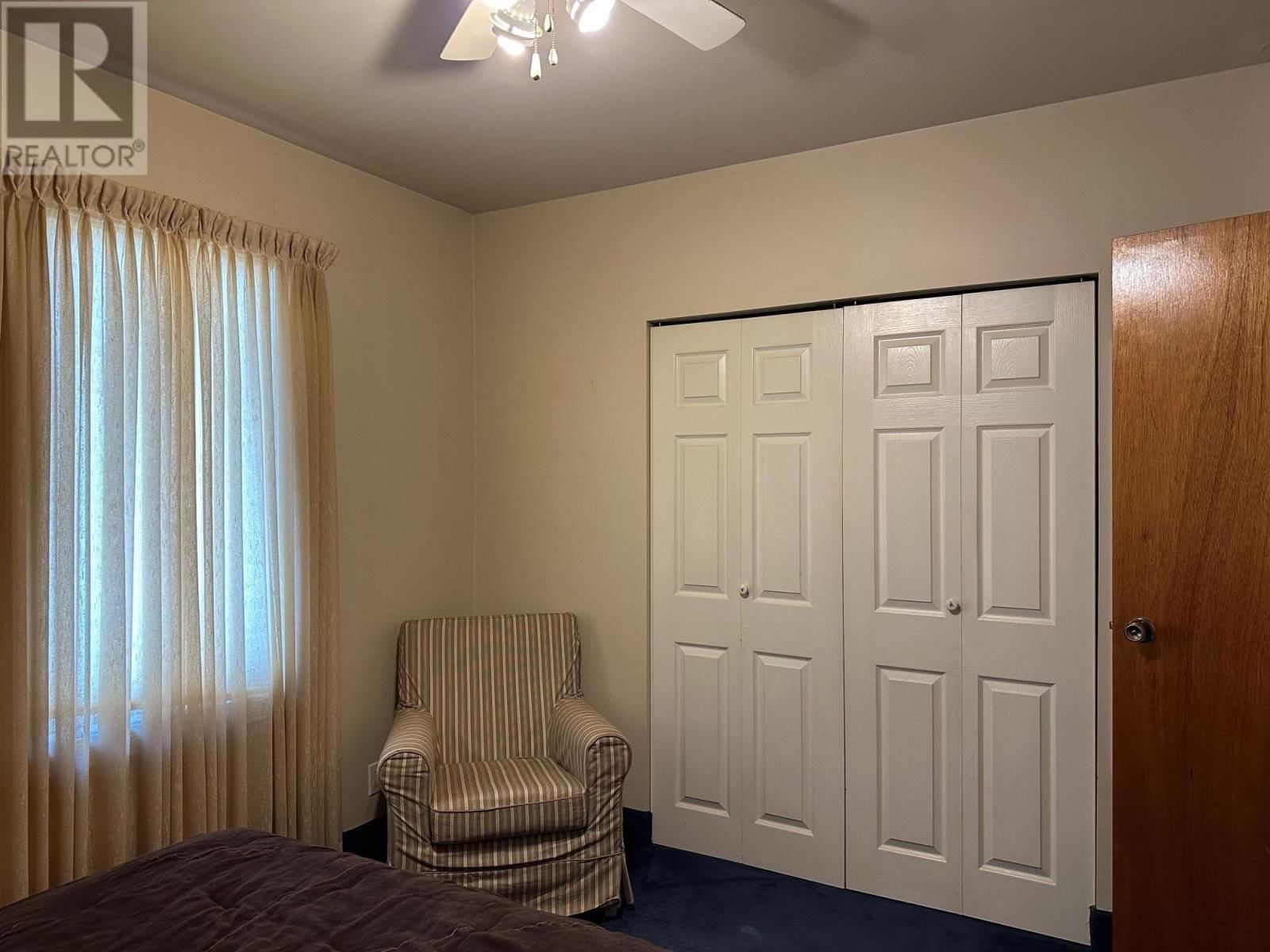 206 SHUNIAH ST Image 14