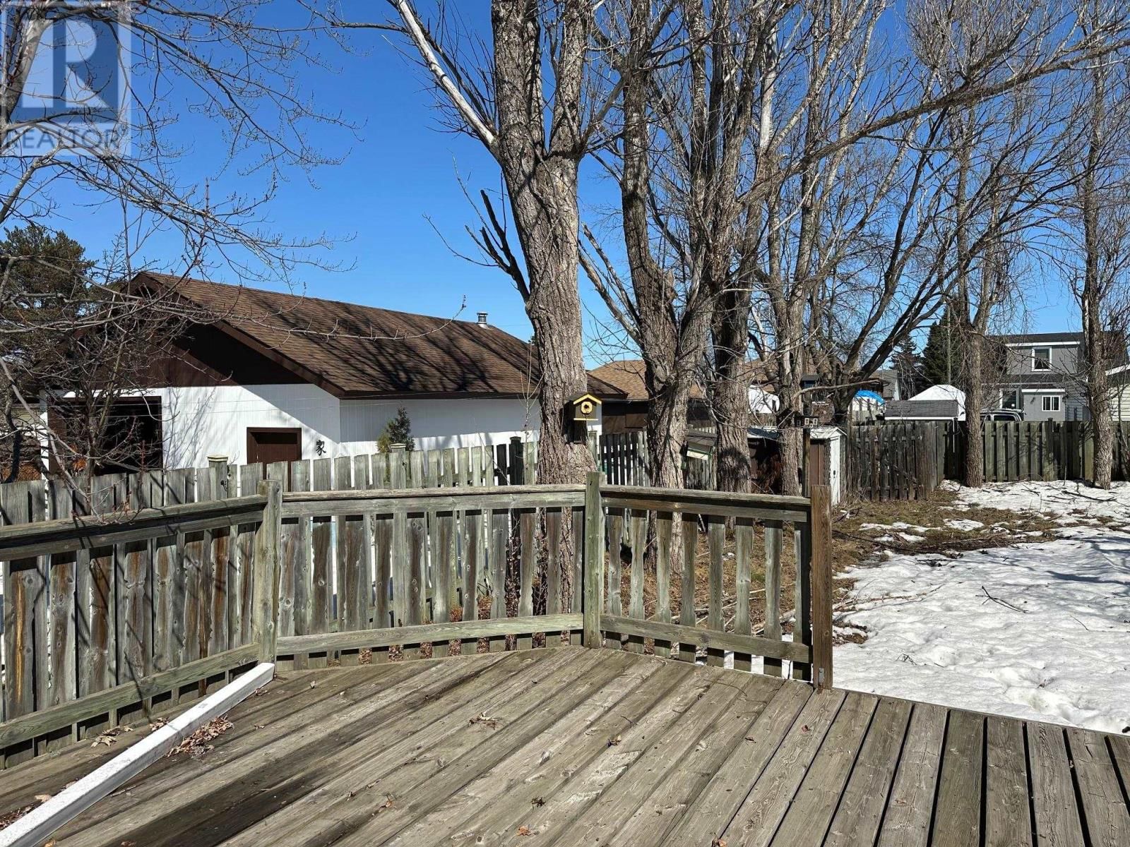 206 SHUNIAH ST Image 19