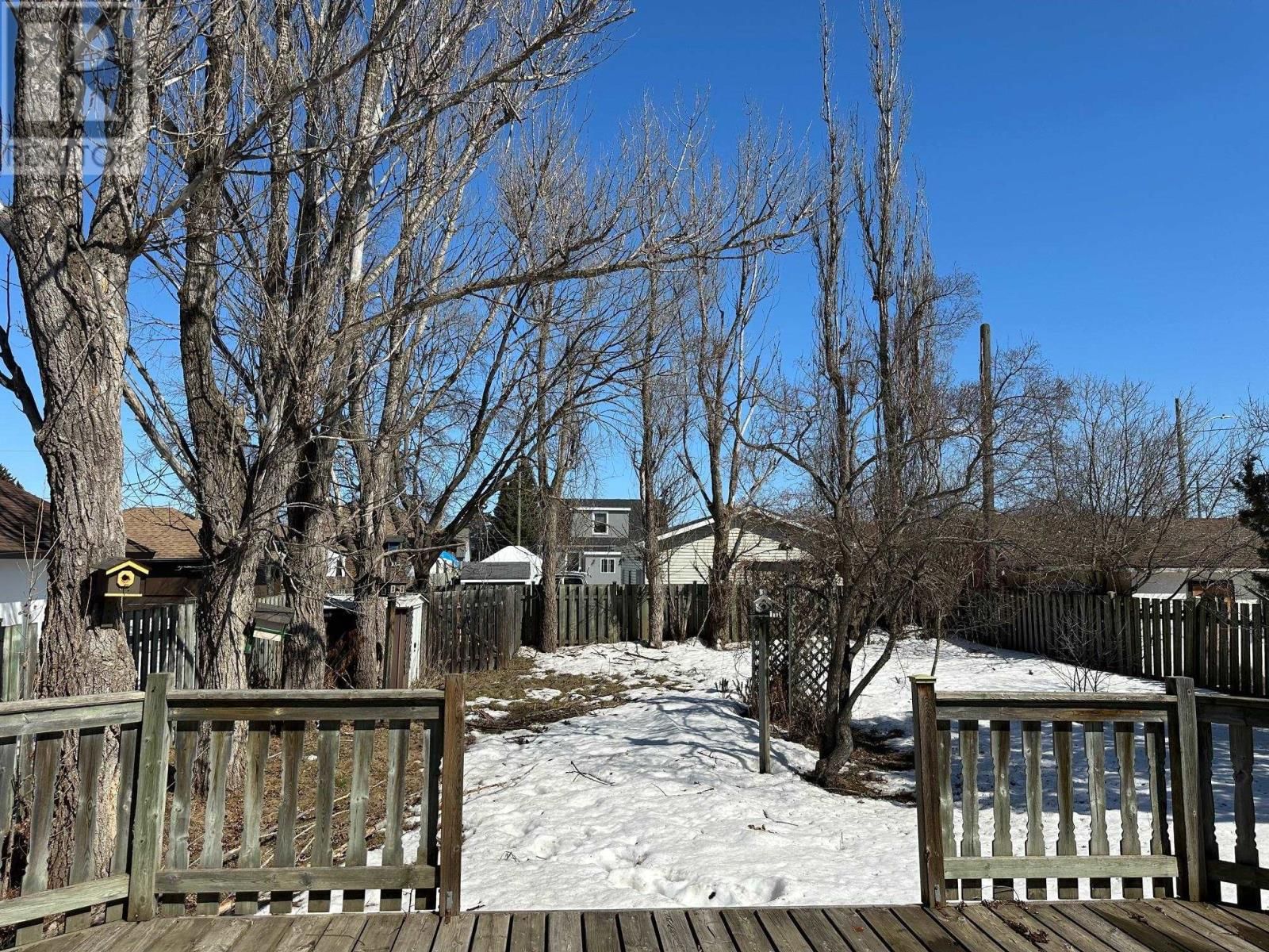 206 SHUNIAH ST Image 20